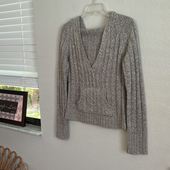 Cable knit hoodie - Picture 3 of 5